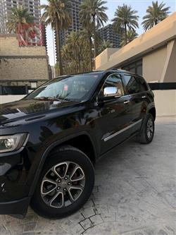 جیپ گراند شیرۆکی